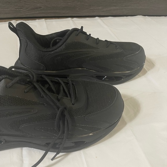 Larnmern Work Men's Steel Toe Sneaker, Size 10, NWOT- Never worn - Picture 2 of 8